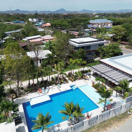 Sunset Resorts And Bar Ban Nong Chaeng  Bagian luar foto